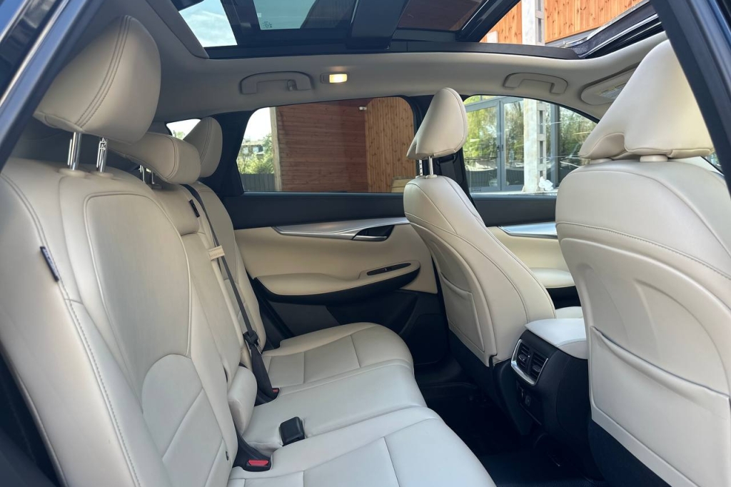 Infiniti QX50 2021 фото 13