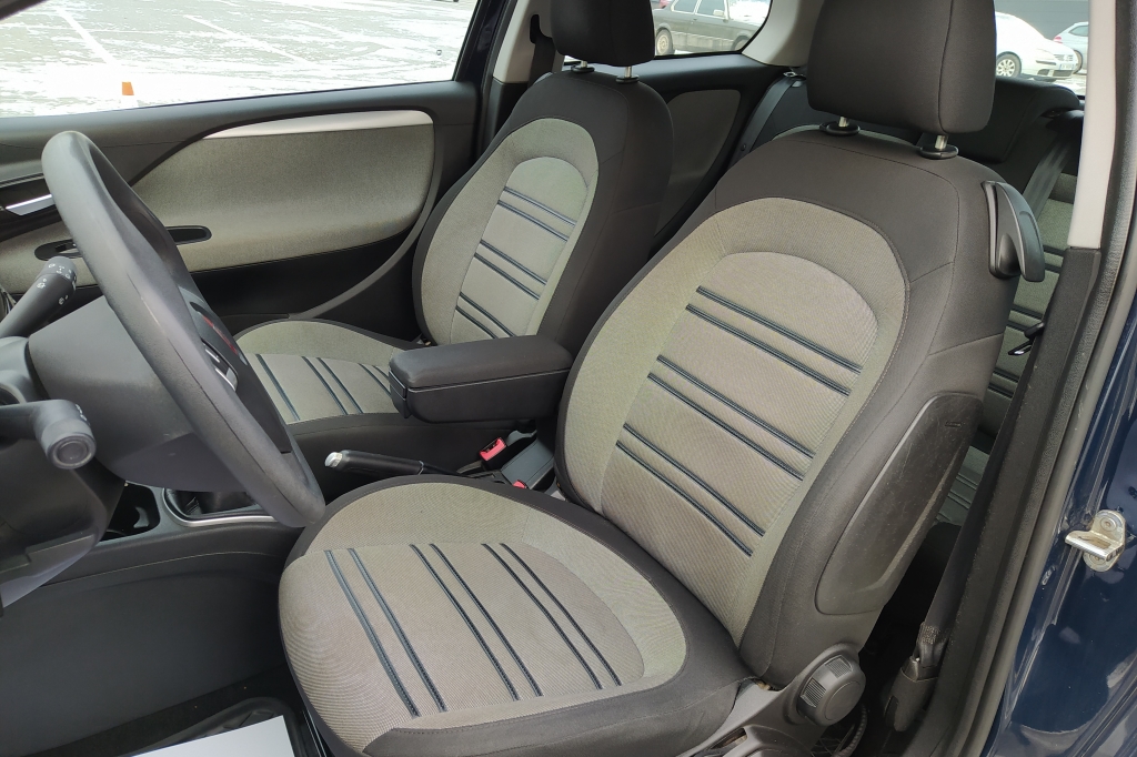 Fiat Punto фото 16