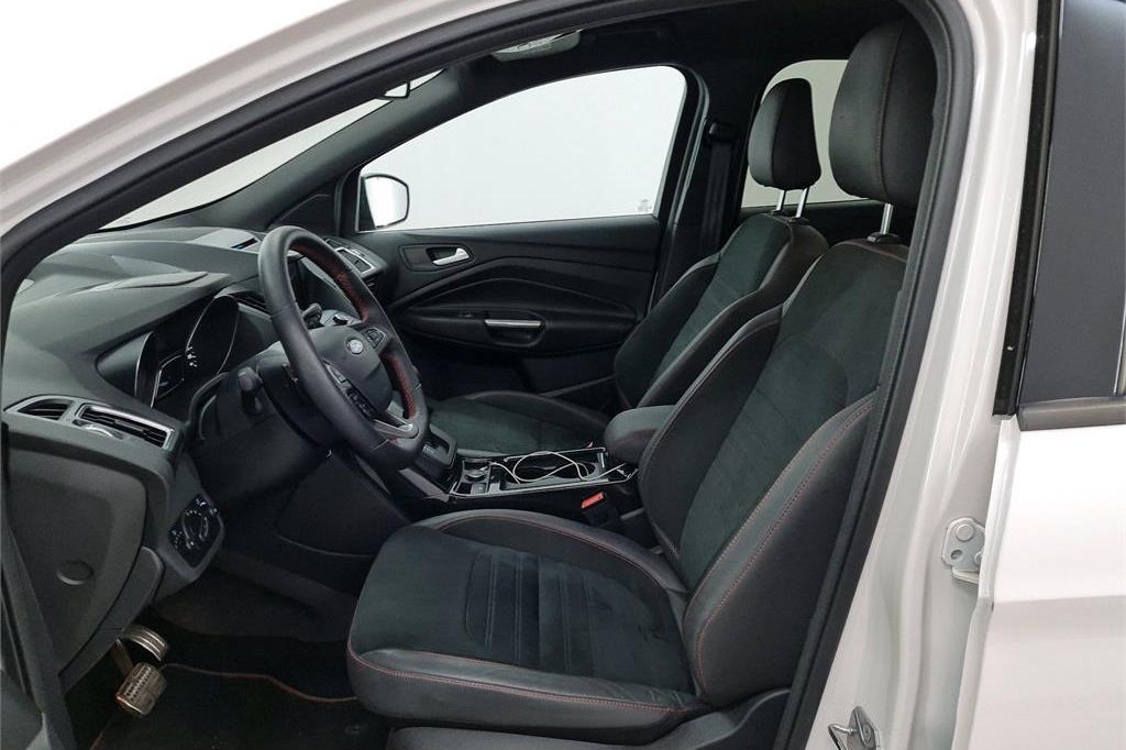 Ford Kuga 2019 фото 5