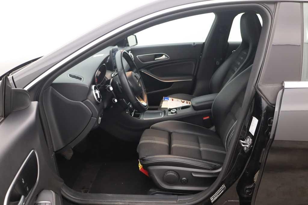 Mercedes-Benz CLA 2018 фото 6