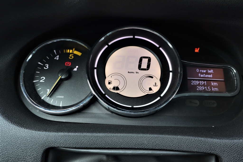 Renault Megane 2011 photo 11