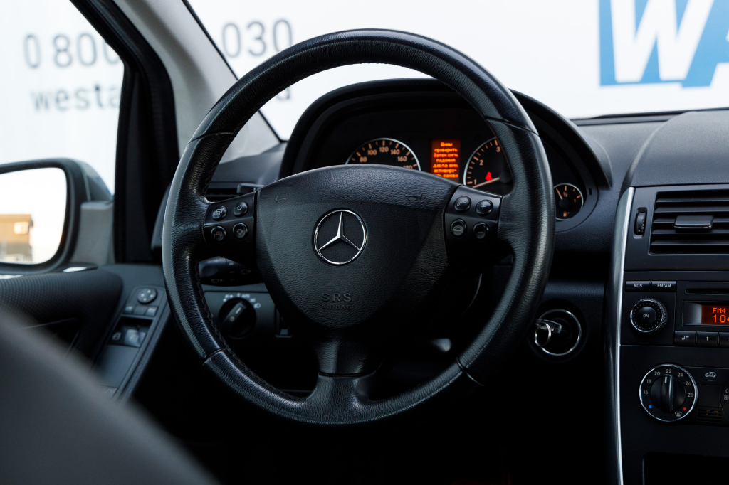Mercedes-Benz A 160 2010 фото 20