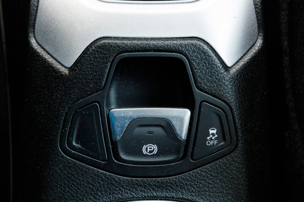 Jeep Renegade Sport 4x4 2015 photo 11