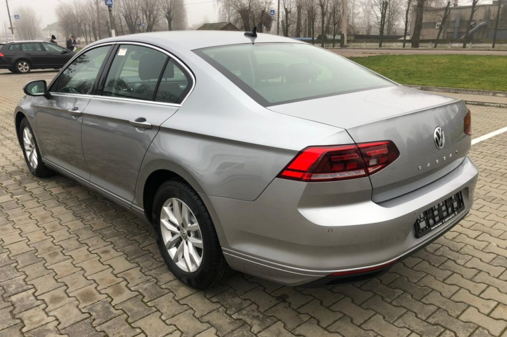 Volkswagen Passat B8 Business   2020 photo 1