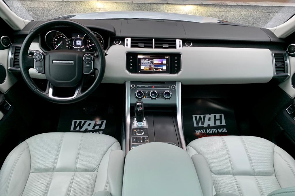 Land Rover Range Rover Sport 2016 фото 8