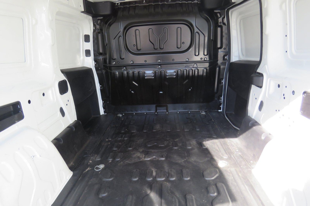 Opel Combo 2018 фото 11