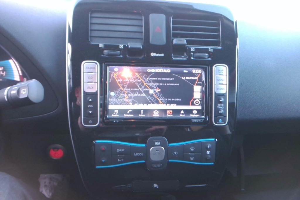 Nissan Leaf 2016 фото 2