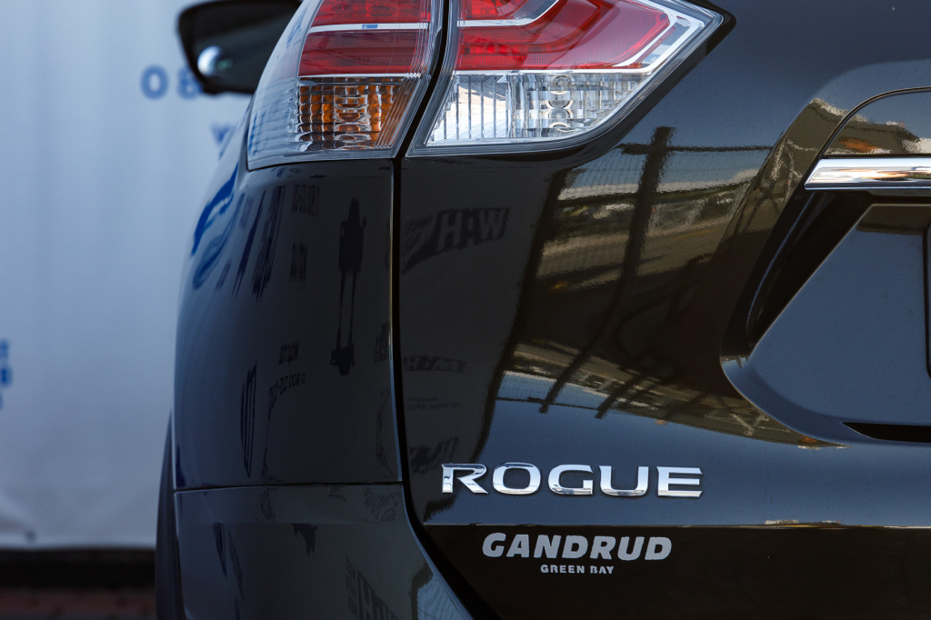 Nissan Rogue SV AWD 2014 photo 25