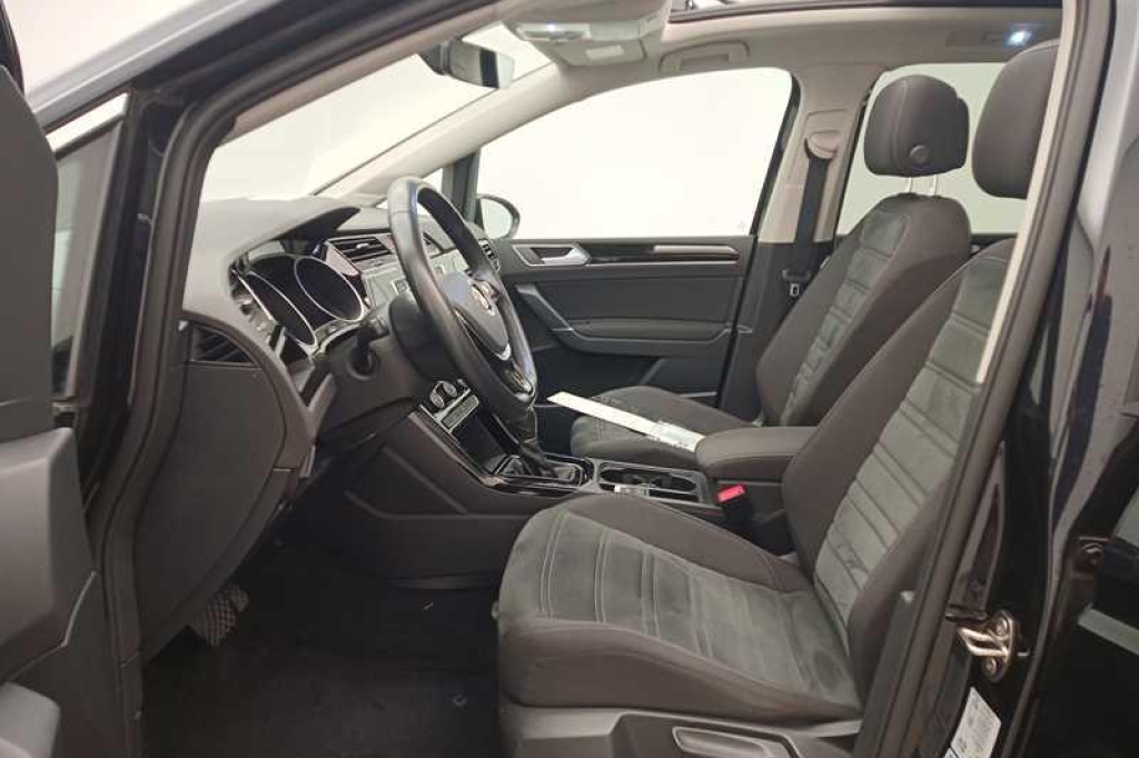 Volkswagen Touran 2016 фото 5