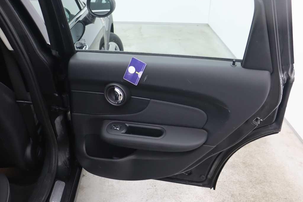 MINI One 2017 photo 57