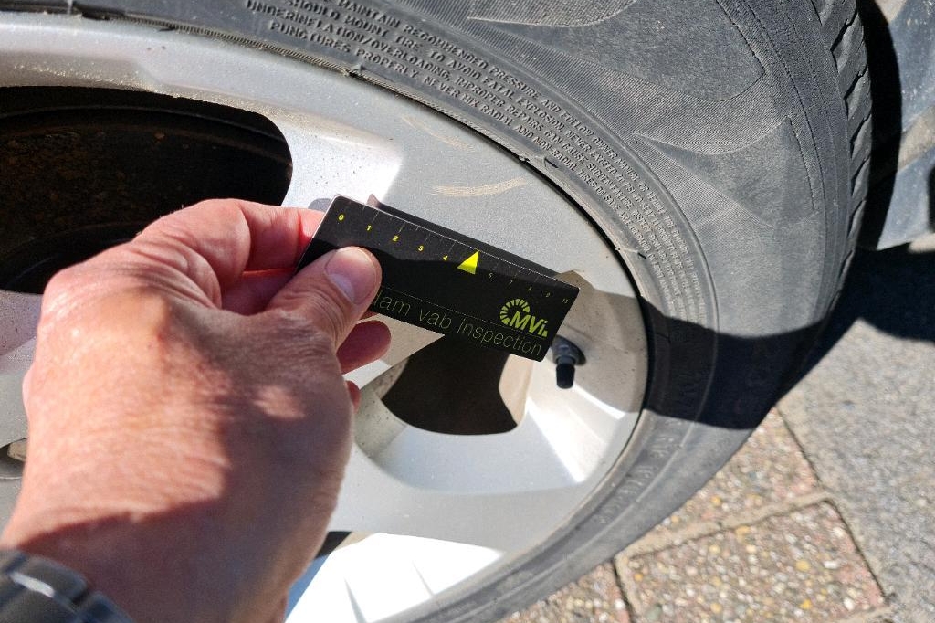 Land Rover Discovery Sport 2016 photo 12