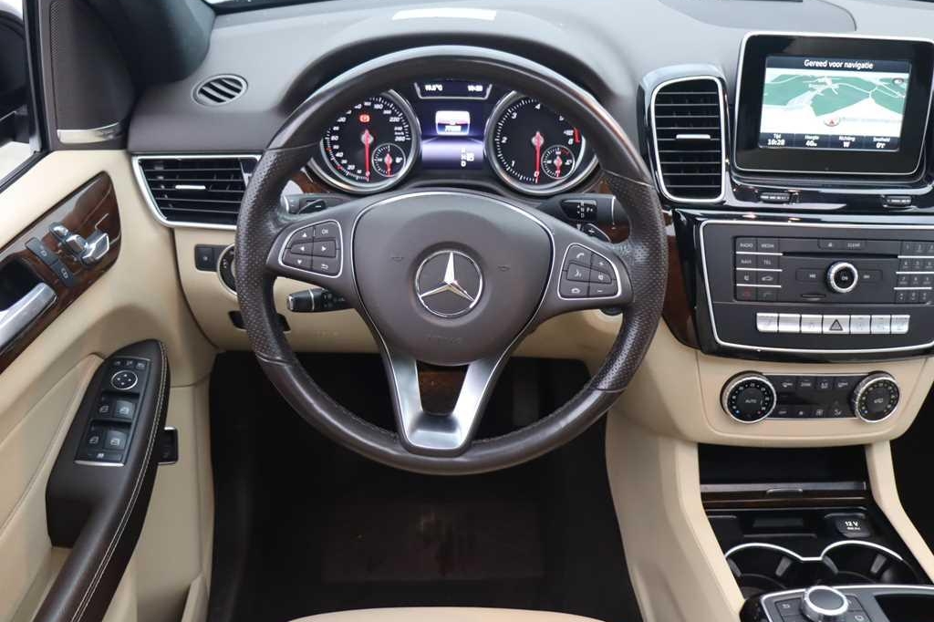 Mercedes-Benz GLE-Class 2017 photo 3