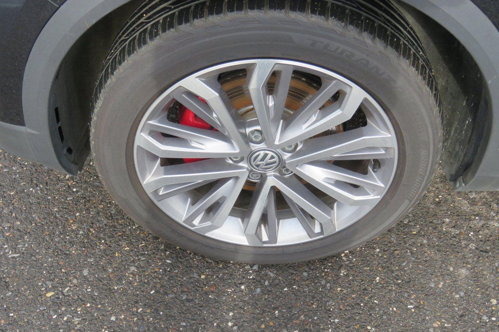 Volkswagen T-Roc 2019 фото 3