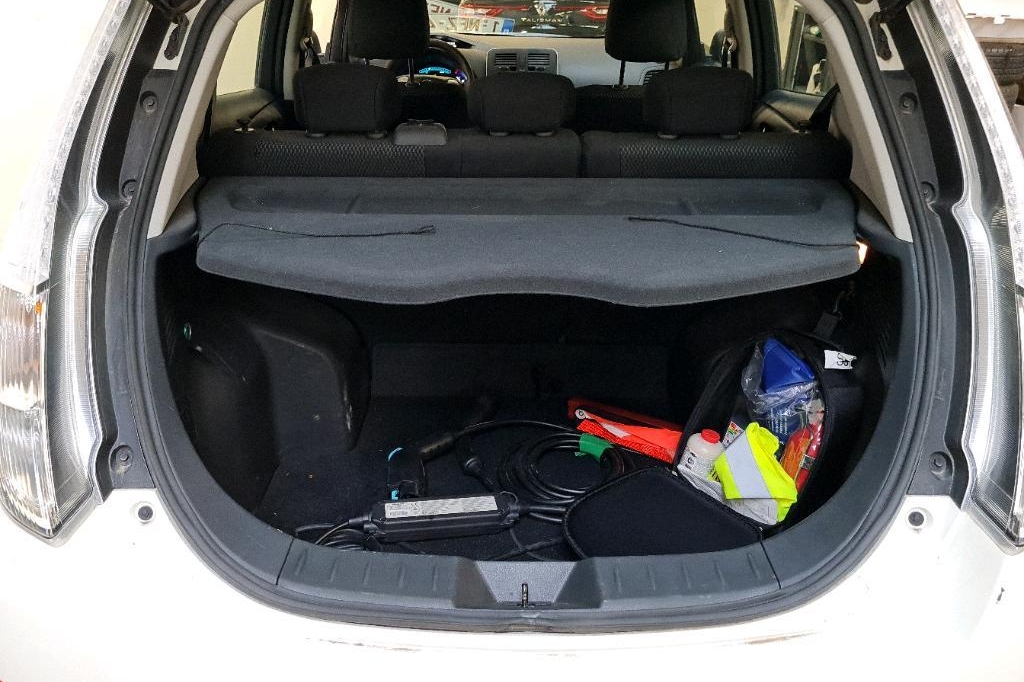 Nissan Leaf 2016 фото 14