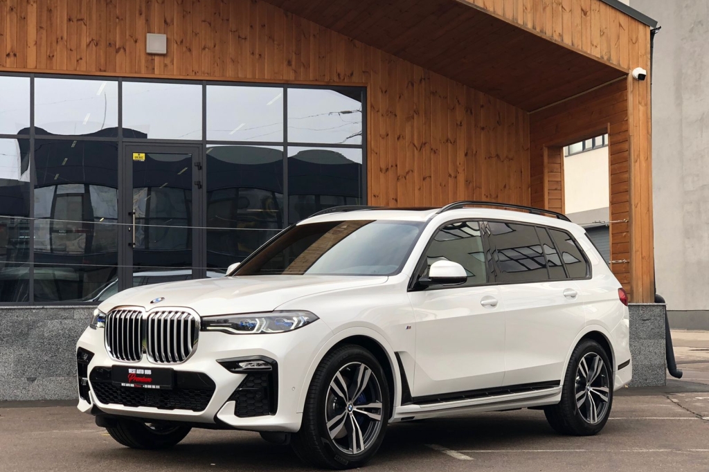 BMW X7 30D 2021 photo 3
