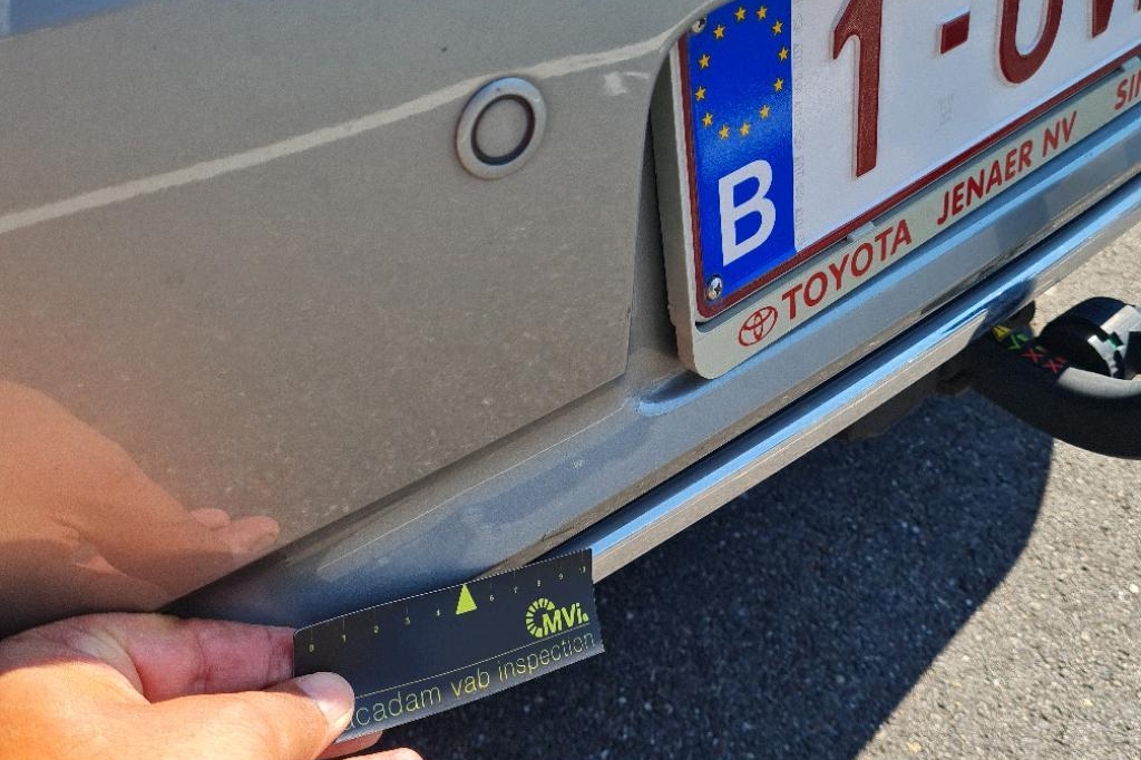 Toyota Auris 2018 фото 8