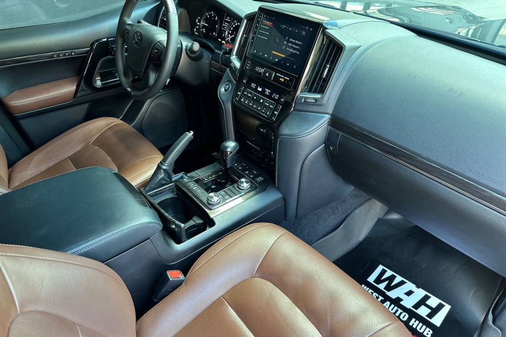 Toyota Land Cruiser 200 GUARD B6 2018 фото 15