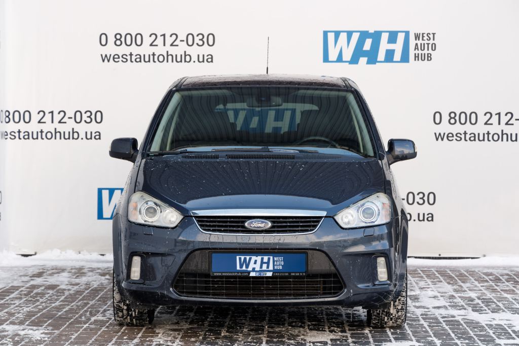 Ford C-Max Ghia photo 1