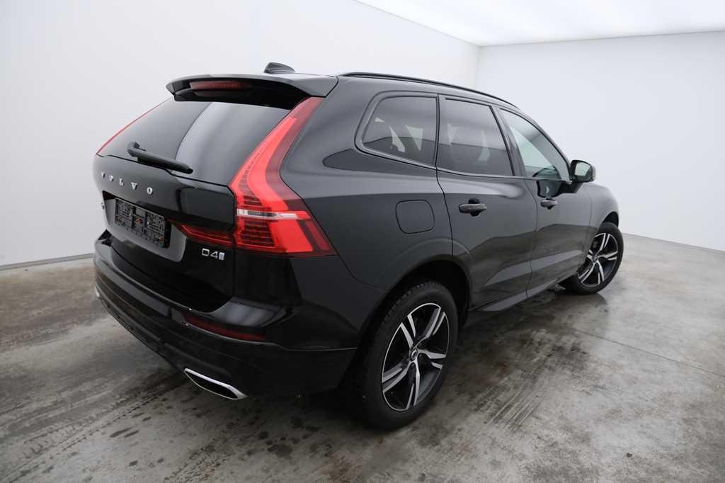 Volvo XC60 2020 фото 7