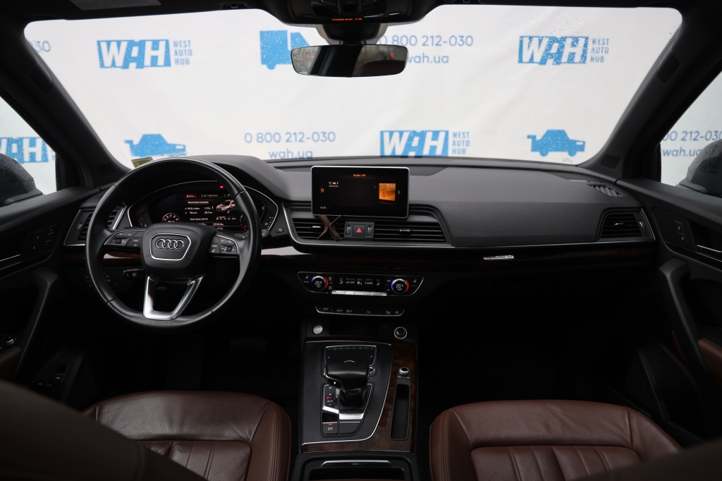 Audi Q5 2017 фото 32