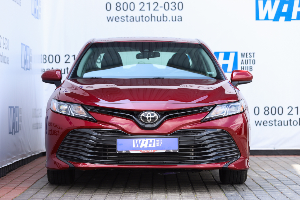 Toyota Camry LE 2017 фото 40