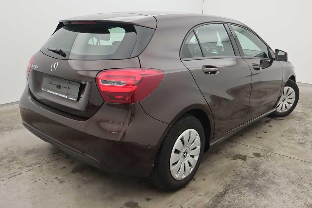 Mercedes-Benz A-Klasse 2017 photo 4
