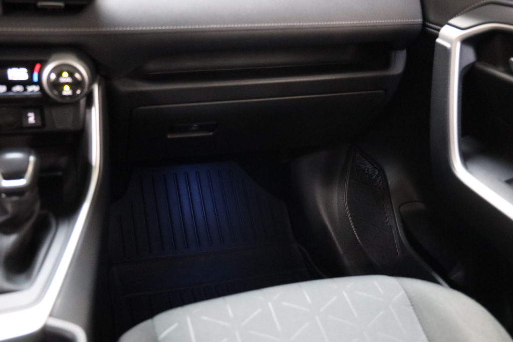 Toyota RAV4 2023 фото 34