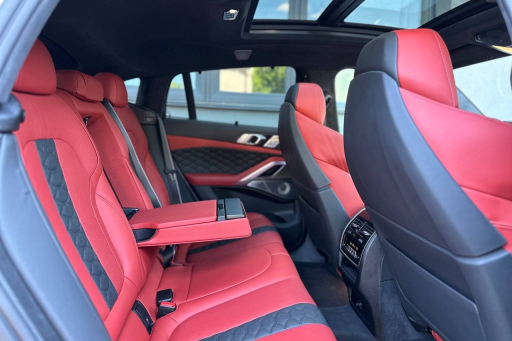 BMW X6 M Competition 2022 фото 19