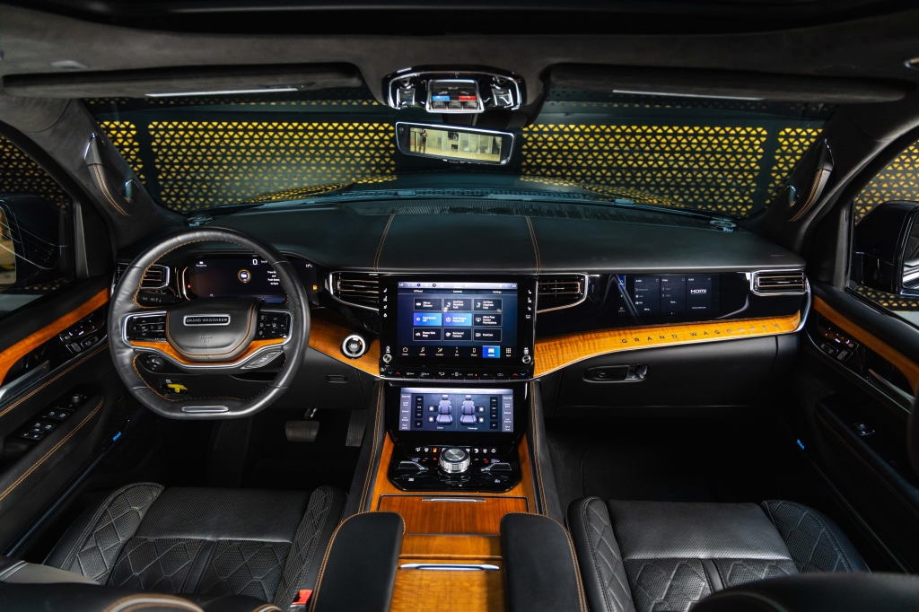 Jeep Grand Wagoneer 2022 фото 22