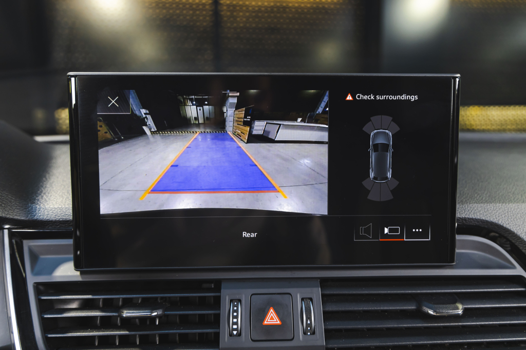 Audi Q5 2020 photo 28