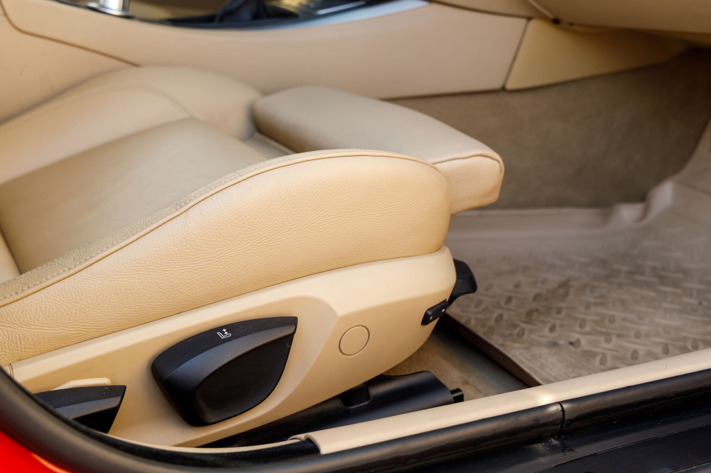 BMW 320 2005 фото 19