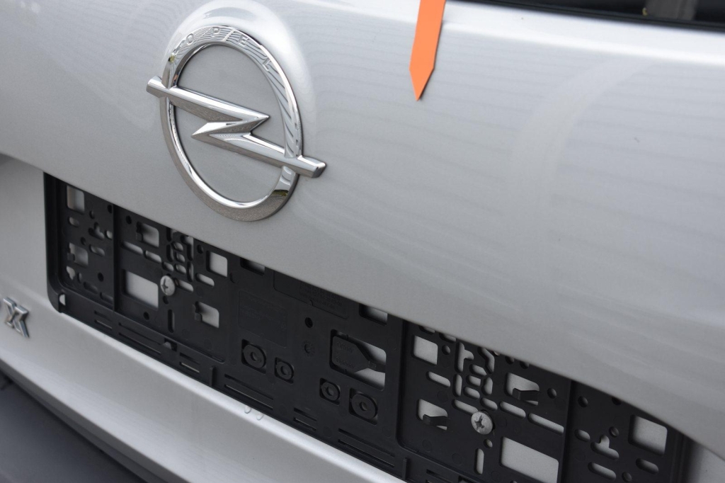 Opel Crossland X 2019 фото 15