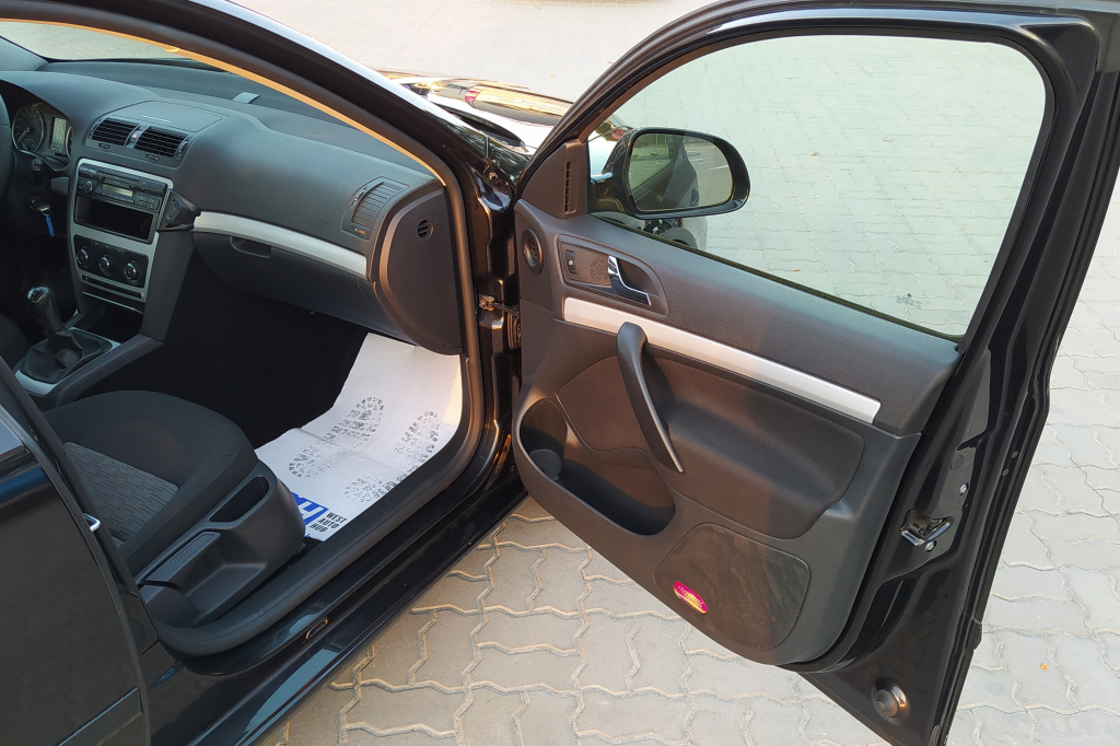 Skoda Octavia A5 photo 16