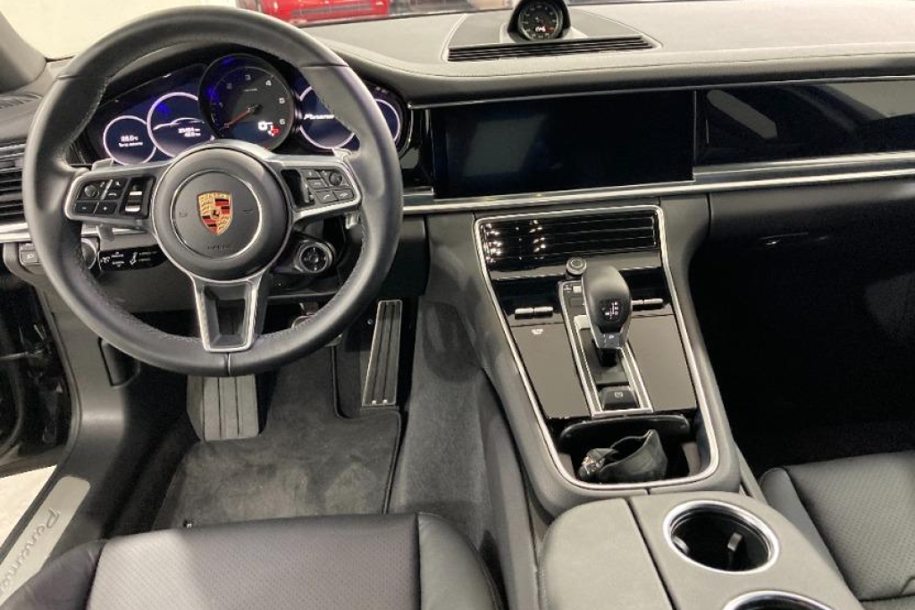 Porsche Panamera 4S 2017 photo 1