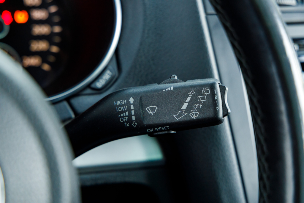 Volkswagen Golf VI 2010 фото 24