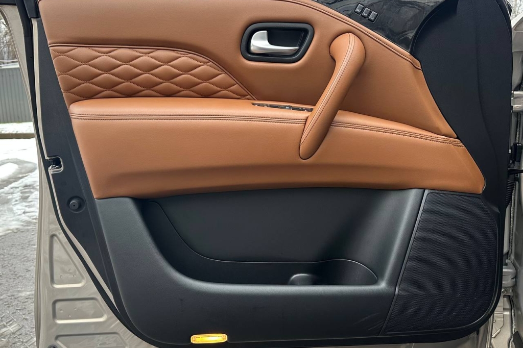 Infiniti QX80 Luxe Proactive 2018 фото 8