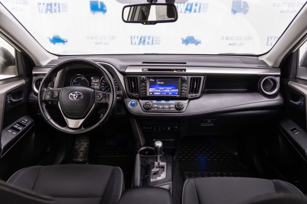 Toyota RAV4 Hybrid 2017 фото 27