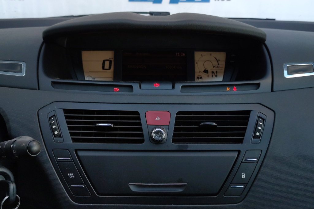 Citroen C4 фото 17