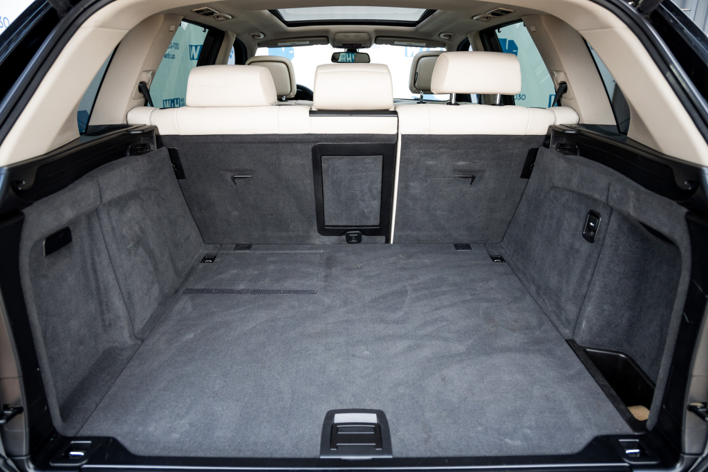 BMW X5 2012 photo 36