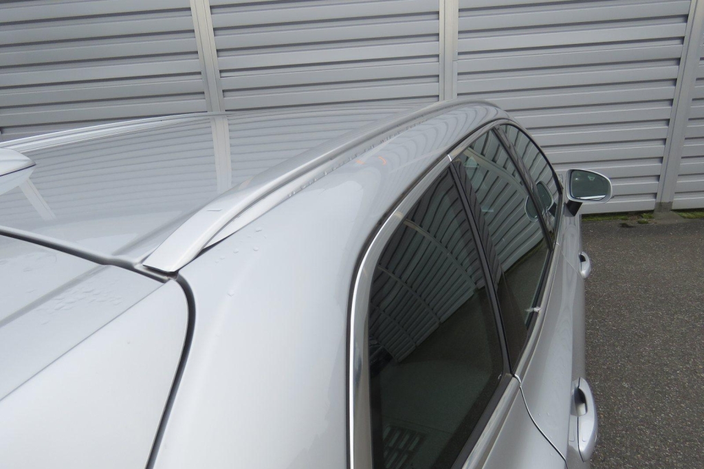 Volvo XC60 2020 фото 16