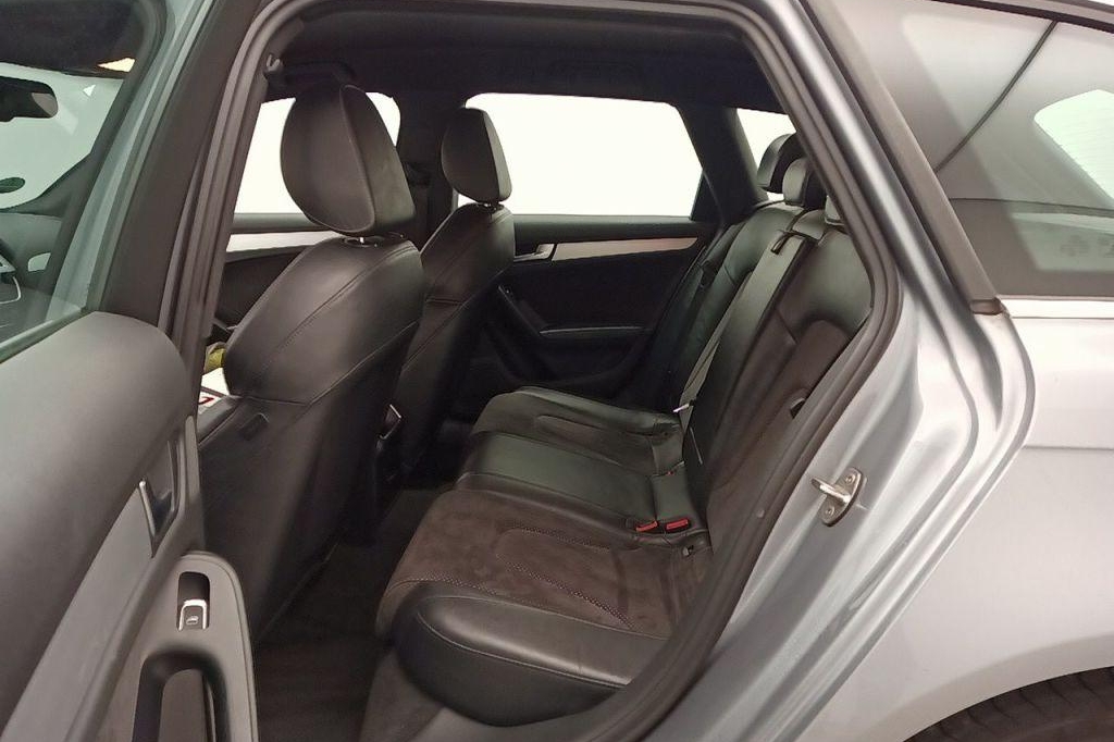 Audi A4 Avant 2015 photo 7