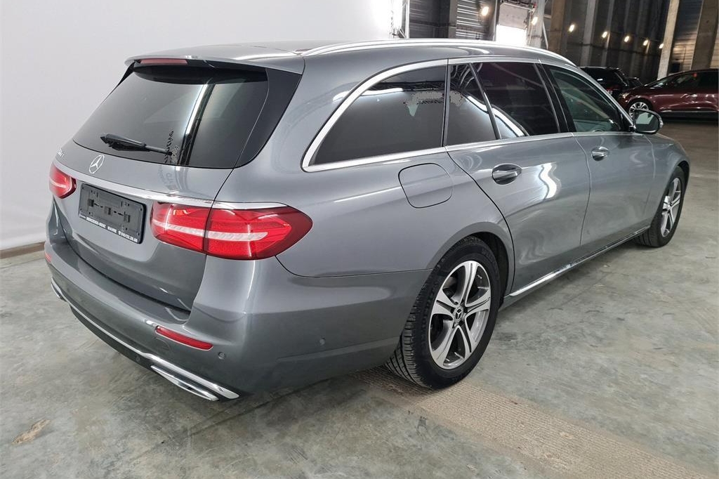 Mercedes-Benz E-Klasse 2017 фото 4