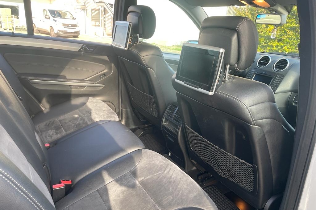 Mercedes-Benz ML 320 2009 photo 8