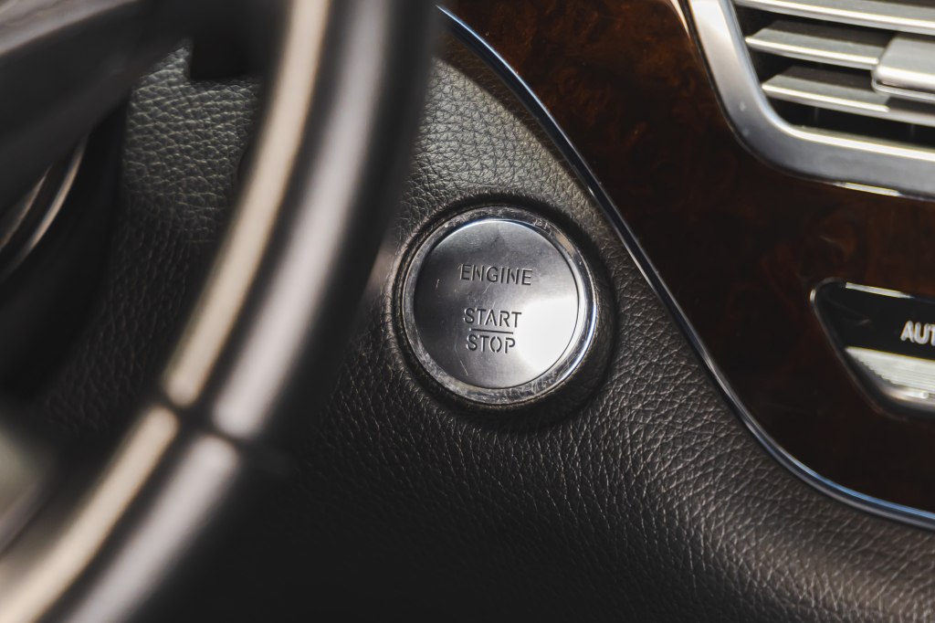 Mercedes-Benz S-Class 2011 photo 25