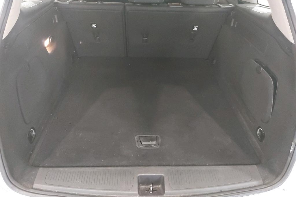 Opel Astra Sports Tourer 2016 photo 17