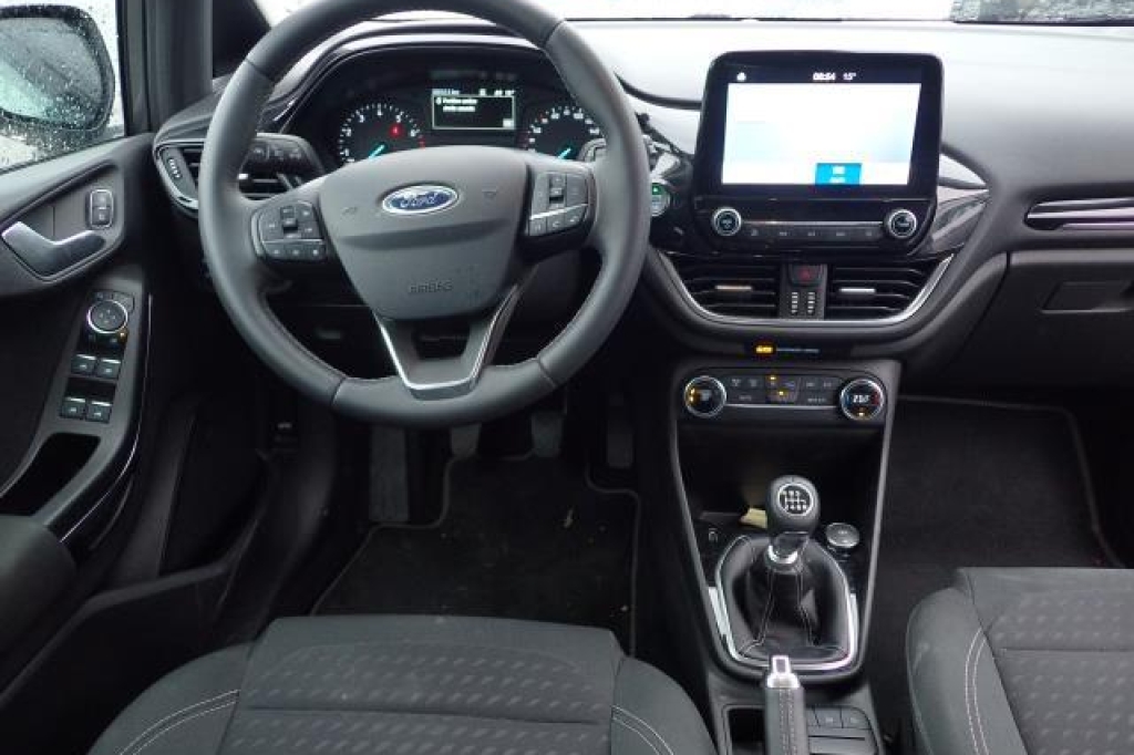 Ford Fiesta 2019 фото 2