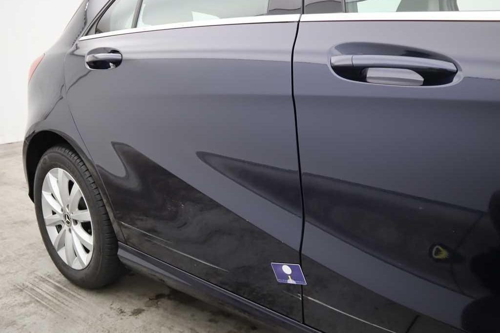 Mercedes-Benz A-Klasse 2017 photo 26