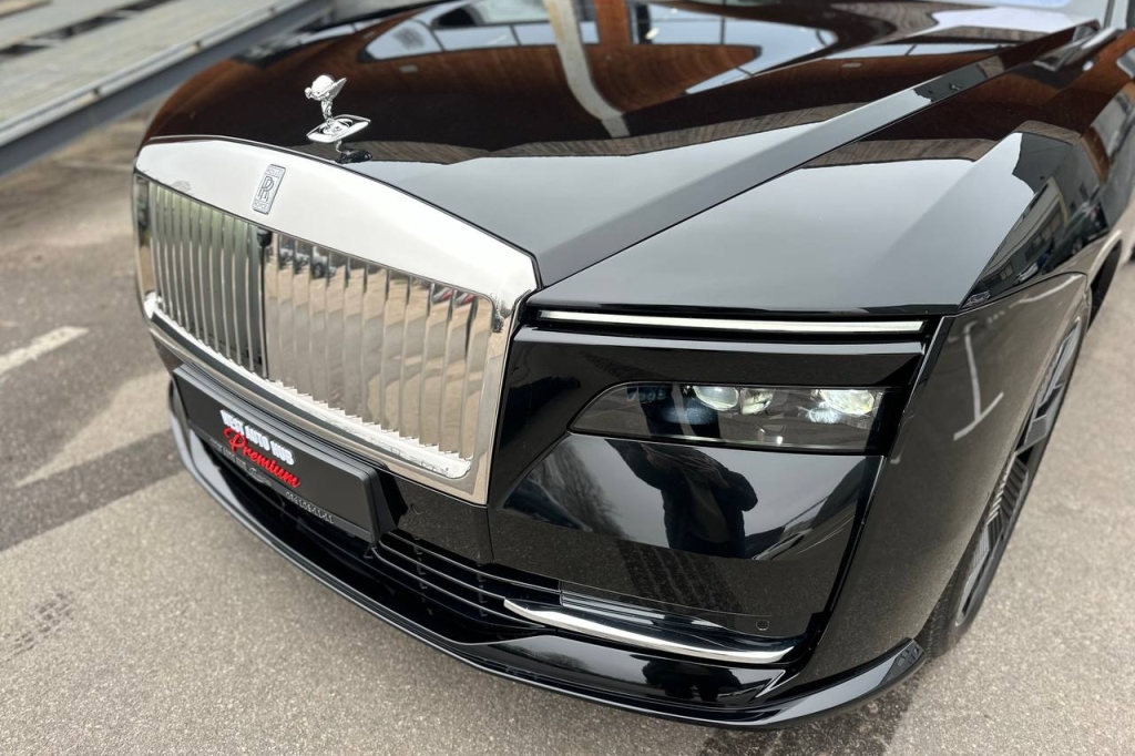 Rolls-Royce Spectre 2024 photo 6