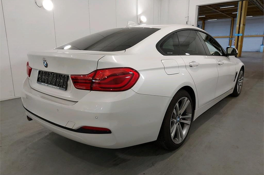 BMW 4er Gran Coupe 2017 фото 1