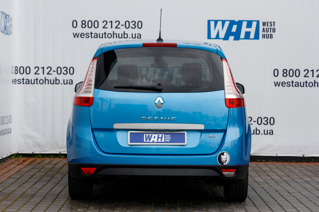 Renault Megane Scenic 2014 фото 4